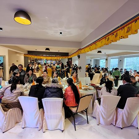 Maplewood Hotel & Spa Gangtok Esterno foto