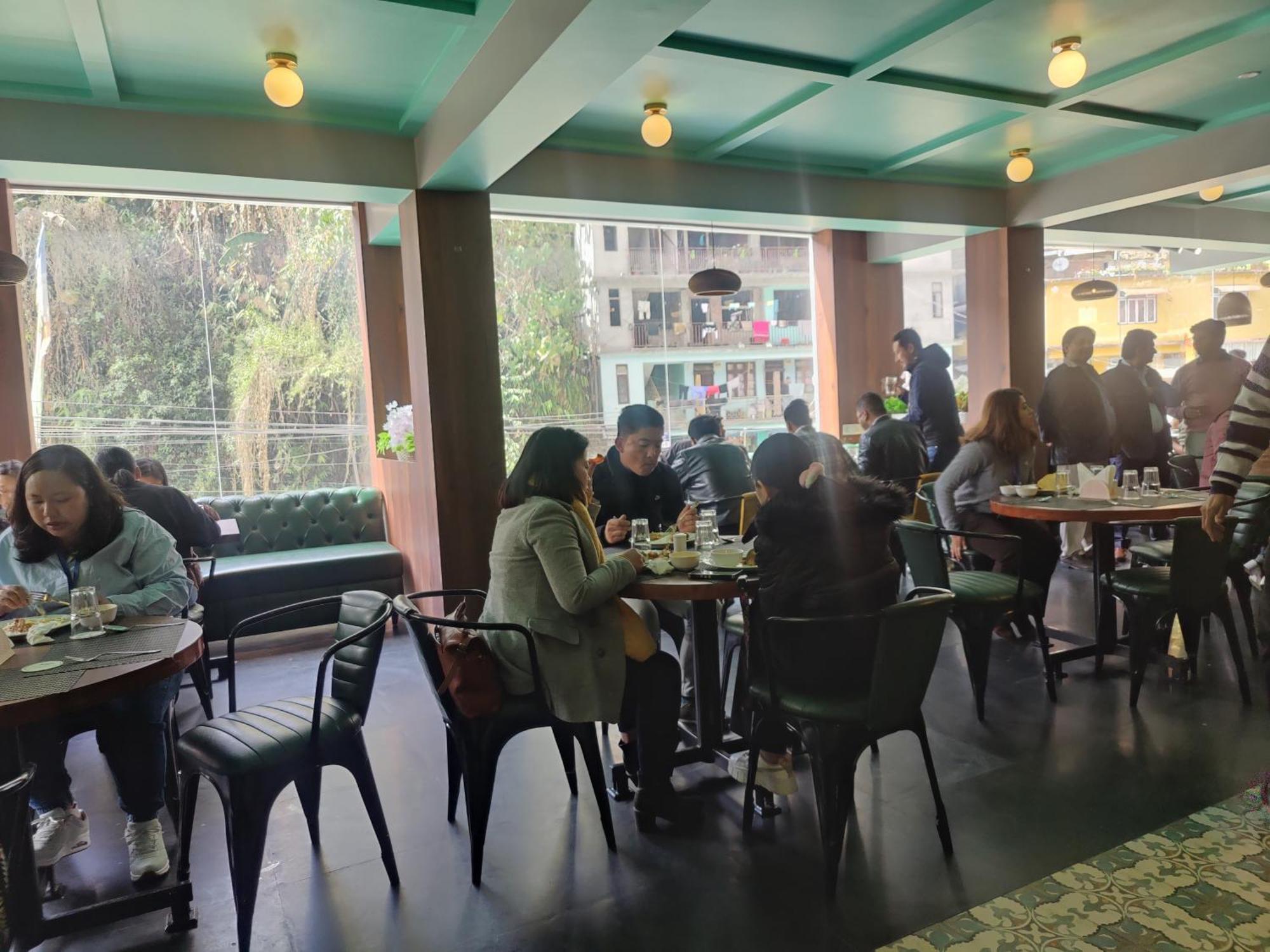 Maplewood Hotel & Spa Gangtok Esterno foto