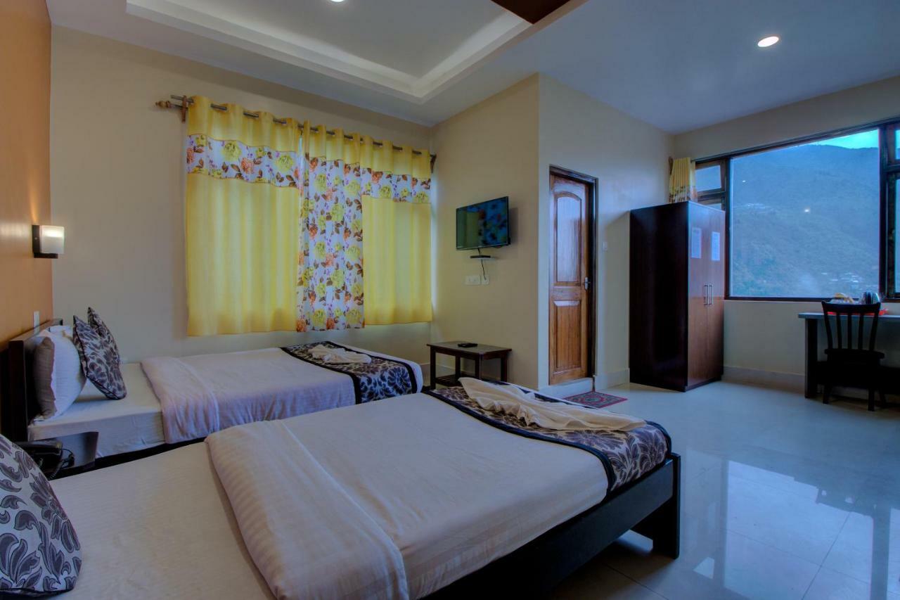 Maplewood Hotel & Spa Gangtok Esterno foto