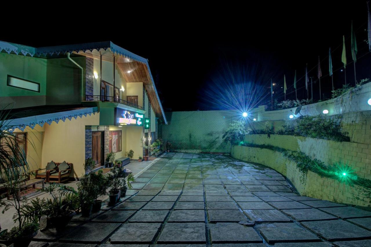 Maplewood Hotel & Spa Gangtok Esterno foto